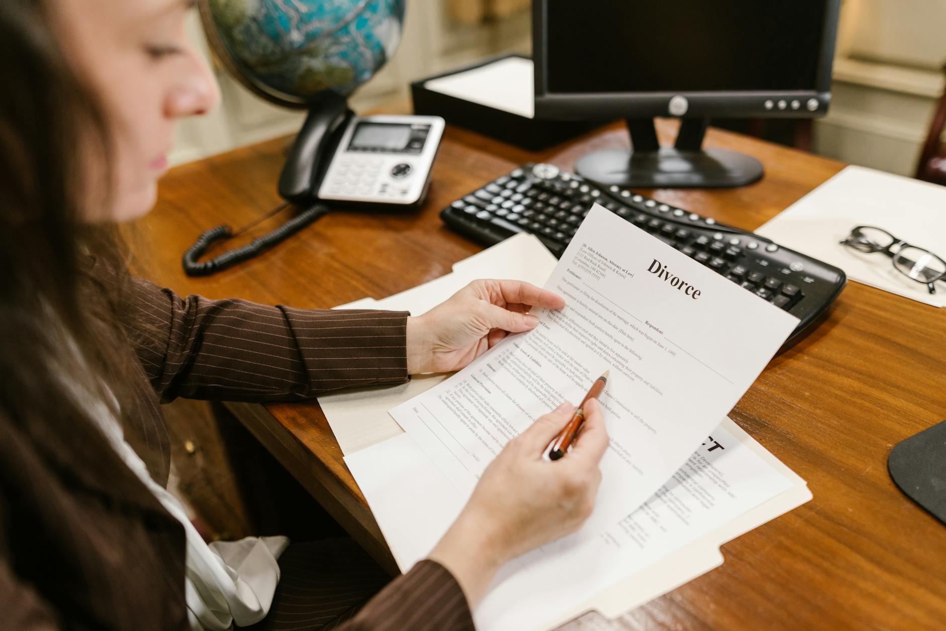 What Does A Personal Injury Lawyer Do - Featured image