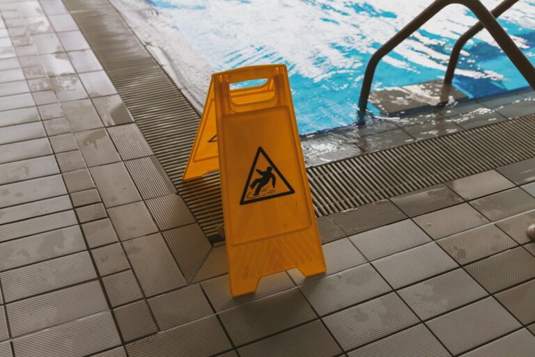 Average Slip and Fall Settlement Amounts - Featured image