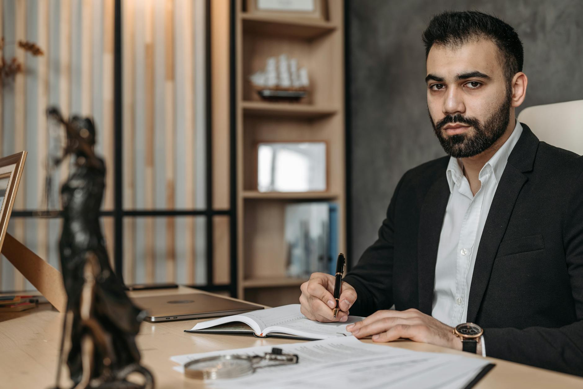 When Do You Need Expert Witnesses for Lost Wages Claims?