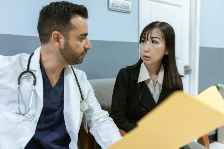 How to File a Lawsuit Against a Hospital - Featured image