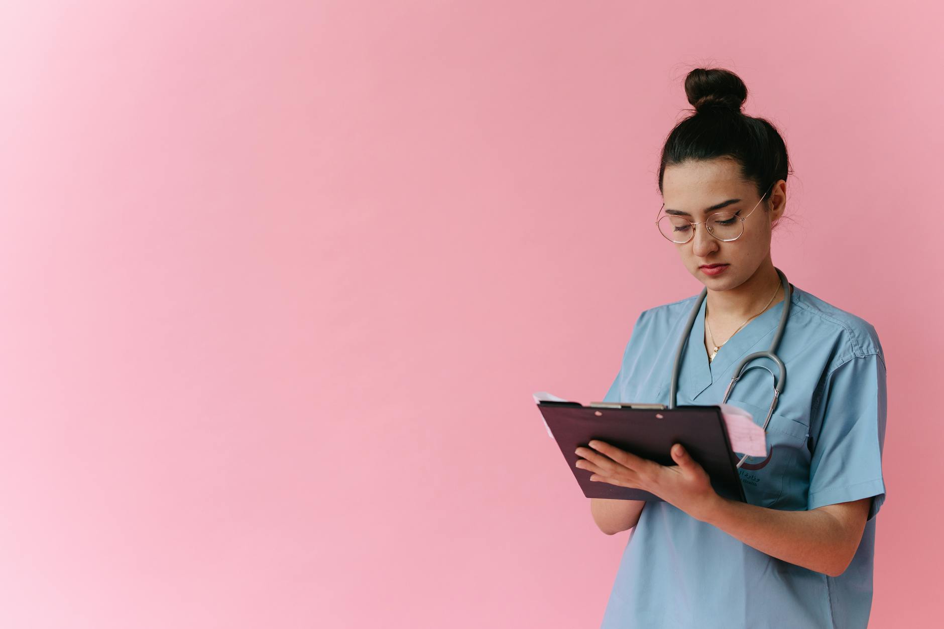 The Role of Negligence and Abuse in Nursing Home Lawsuits