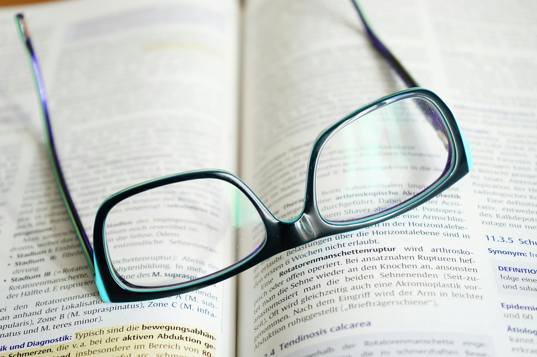 Understanding Settlements Versus Going to Trial