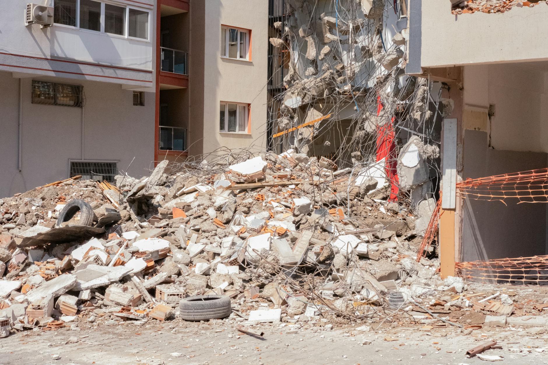 What Are Nominal vs Compensatory Damages - Featured image