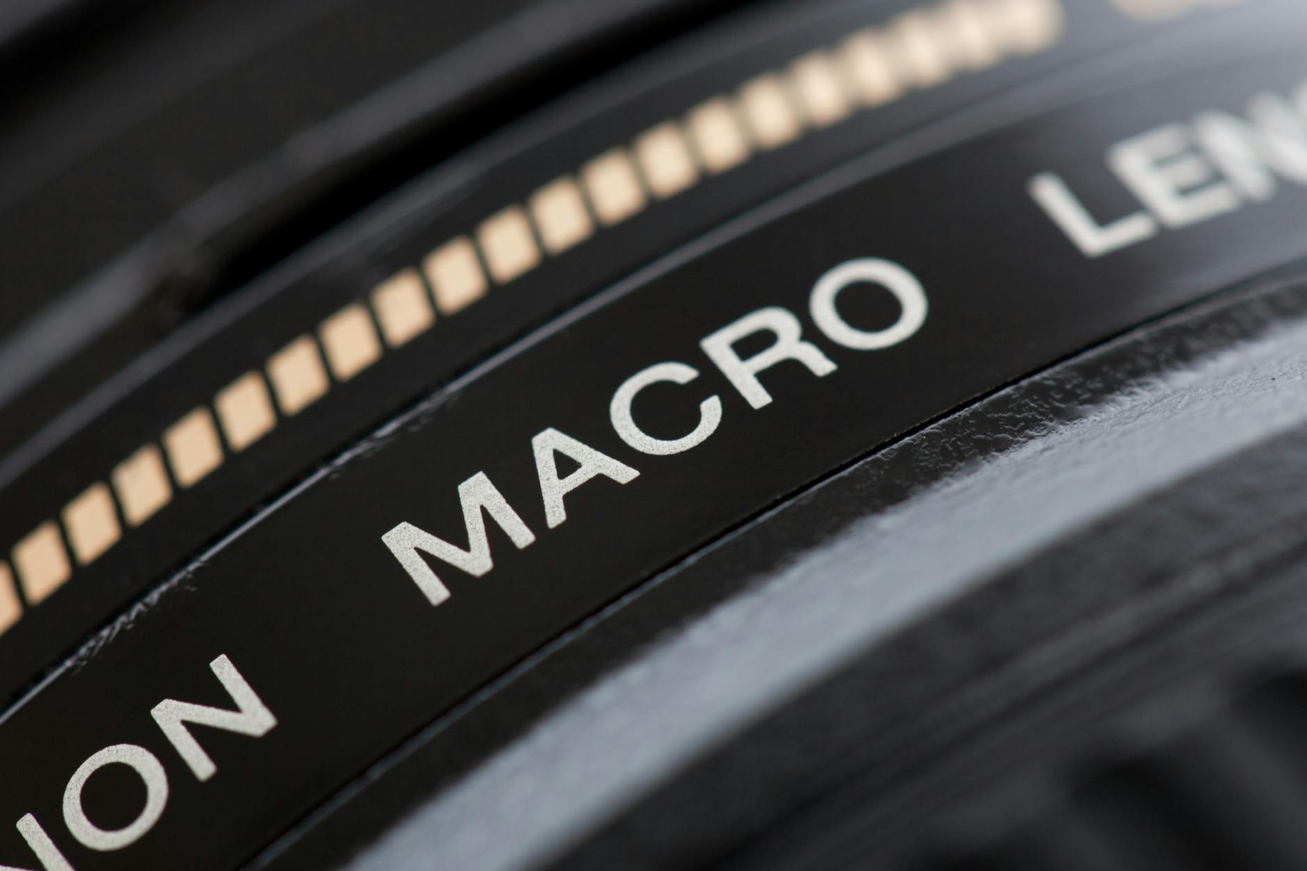 What Factors Determine Your Eye Injury Settlement Amount?