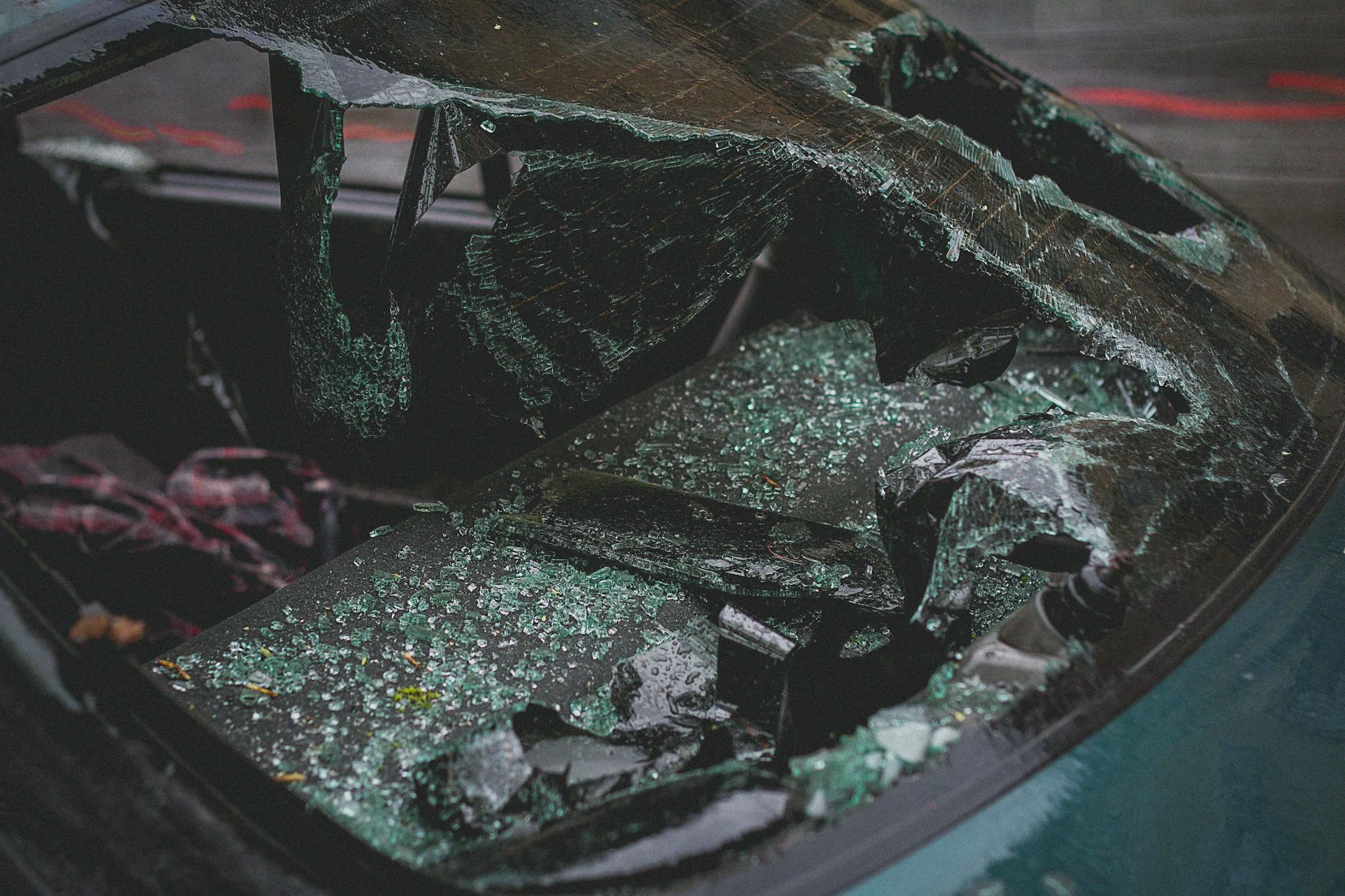 WHAT TYPES OF DAMAGES CAN YOU RECOVER IN A BREACH OF CONTRACT LAWSUIT?