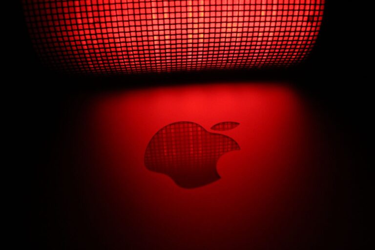 Apple lawsuit accuses OpenAI of stealing proprietary secrets - Featured image