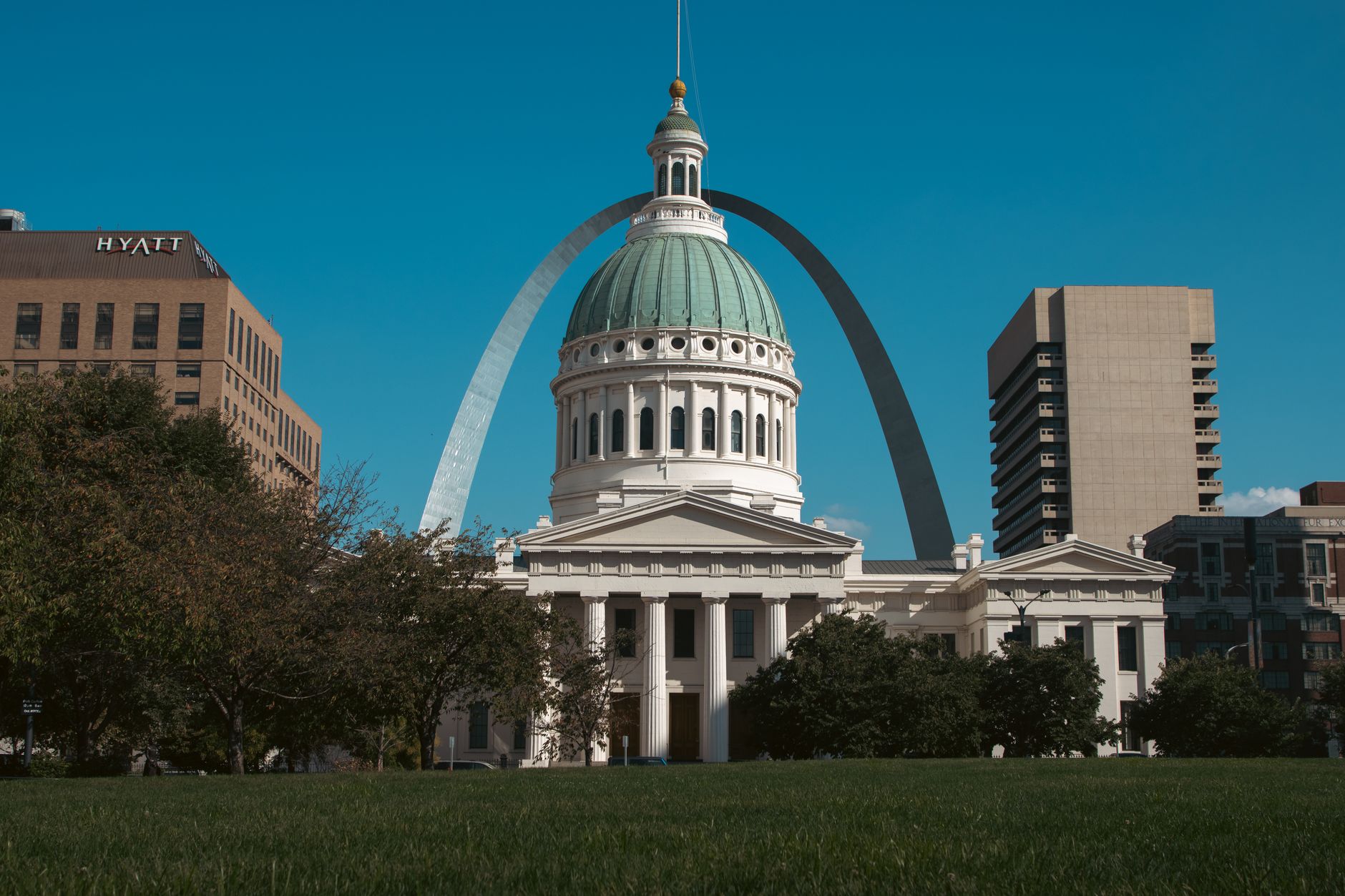 Midwest Personal Injury Attorneys Earn Two Major Industry Excellence Awards for Client Service - Featured image