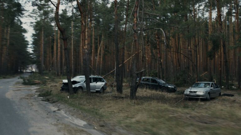 Car Accident Lawyer Mistakes: Deadlines and Documents Claimants Miss - Featured image