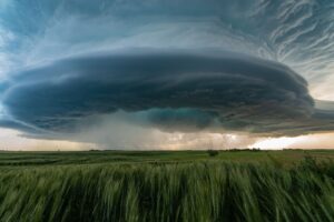 Severe Turbulence Causing Unrestrained Passenger Injuries: Settlement, Trial, and Appeal Issues Explained - Featured image