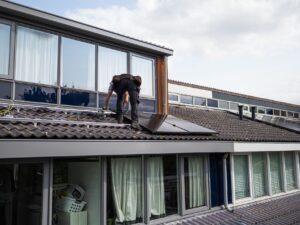A Solar Installer Accused of Misrepresenting Energy Savings: What Could Make a Settlement Offer Fair—or Dangerously Low? - Featured image