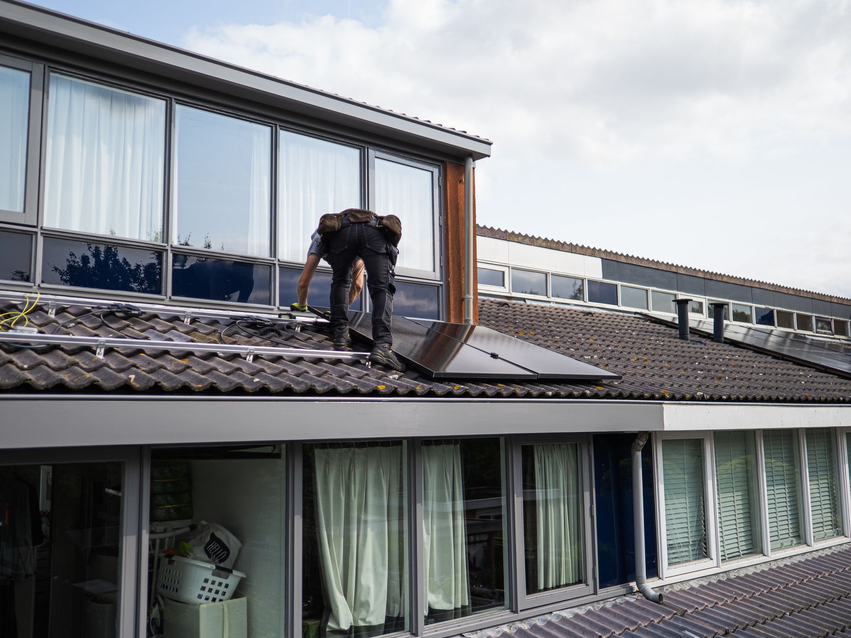 A Solar Installer Accused of Misrepresenting Energy Savings: What Could Make a Settlement Offer Fair—or Dangerously Low? - Featured image